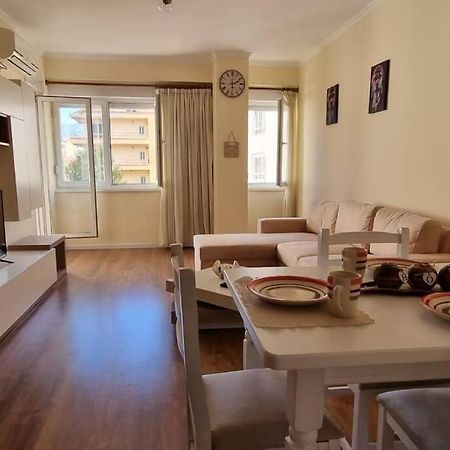 New & Great Located Apartment Near Center Tirana Bagian luar foto